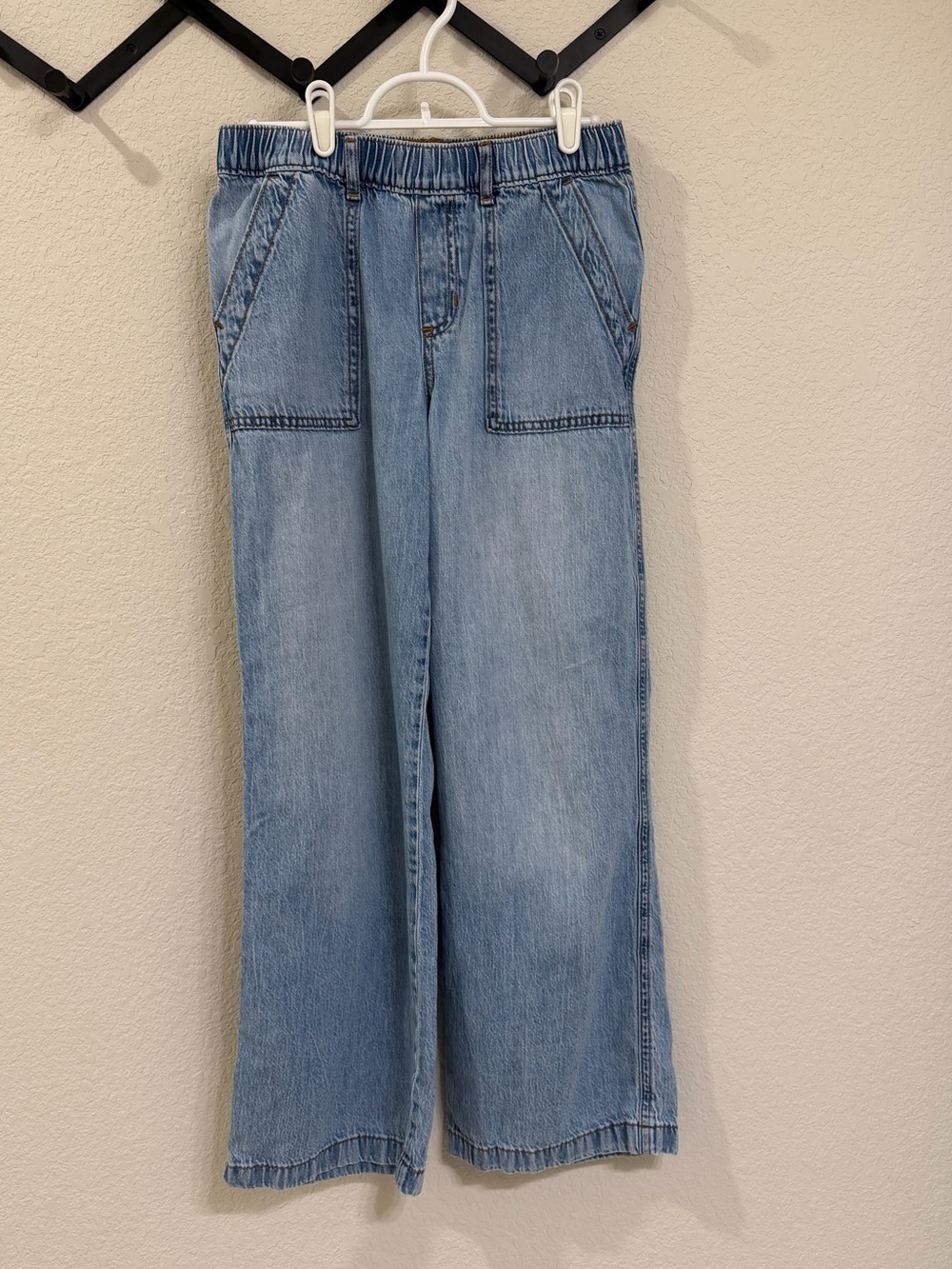 Abercrombie & Fitch Girls Wide Leg Pull-On Jeans Size 13/14 Light Wash